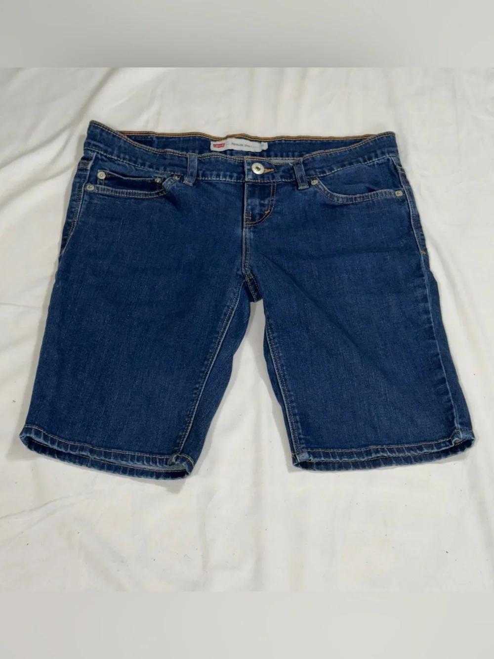 Levi's Denim Bermuda Shorts Juniors 9 Dark Wash Knee Length Classic Blue P74